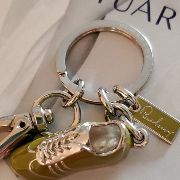 Burberry keychain sneaker - Picture 3 of 4